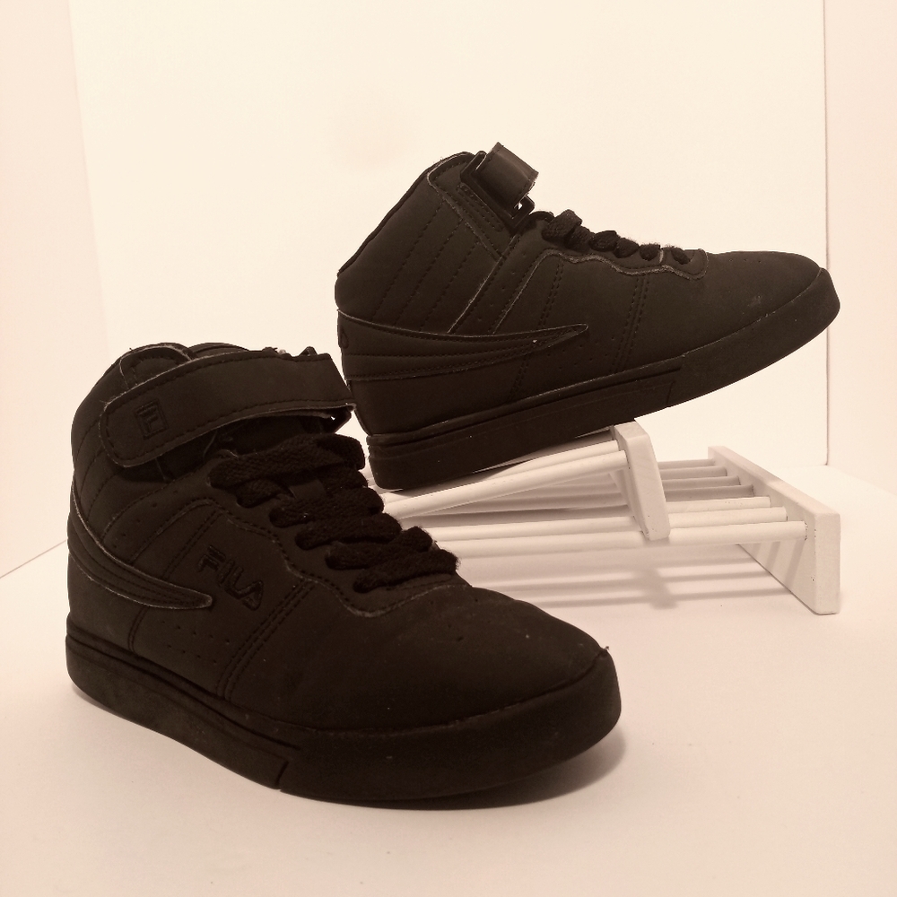 Kids Fila Black High Tops size 13 1/2